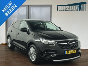 Opel Grandland X 1.2 Turbo Business