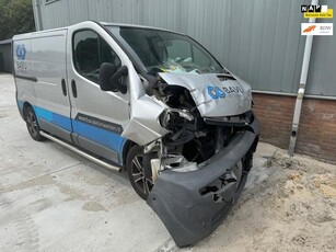 Opel Vivaro 1.9 CDTI L1H1 schade