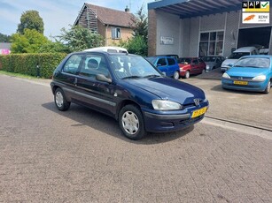 Peugeot 106 1.1 XTX Nieuwe APK