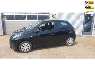 Peugeot 108 1.0 e-VTi Active Airco CV op afstand.