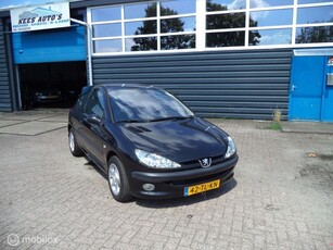 Peugeot 206 1.6-16V Air-line 3 Automaat