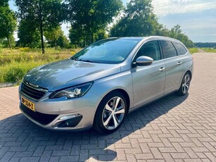 Peugeot 308 1.6 HDI Automaat Leer Navi Massage Full