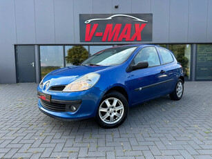 Renault Clio 1.2-16V Special Line Trekhaak Airco Nieuwe Distributie