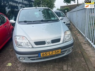 Renault Scénic 1.6-16V