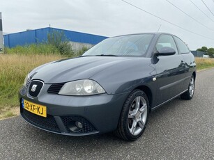 Seat Ibiza 1.6-16V Sportstyle Clima/Cruise/Navi