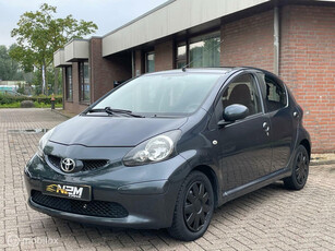 Toyota Aygo 1.0-12V + | Automaat | NAP