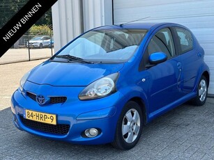 Toyota Aygo 1.0-12V Dynamic Blue, 5-Deurs, Airco, Elek