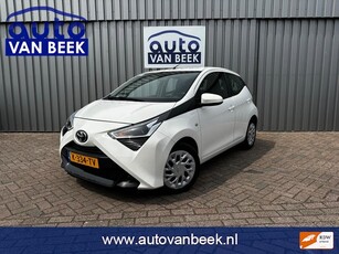 Toyota Aygo 1.0 VVT-i x-play AicoNavCamApple Carplay