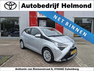 Toyota Aygo 1.0 VVT-i x-play Apple Carplay/ Android Auto