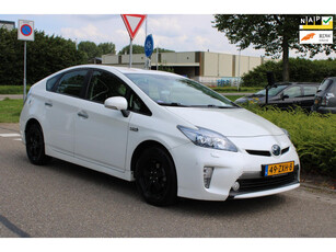 Toyota Prius 1.8 PLUG-IN HYBRIDE AUTOMAAT EXECUTIVE BUSINESS/CLIMA AIRCO/CRUISE CONTROL/LEDEREN BEKLEDING/ISOFIX/NAVIGATIE/XENON