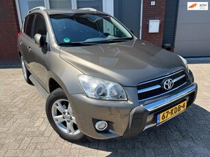 Toyota RAV4 2.0 VVTi Executive Business / Leder / Navi /