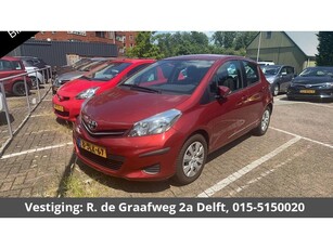 Toyota Yaris 1.3 VVT-i Aspiration Navigatie Airco