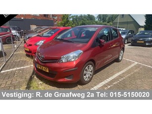 Toyota Yaris 1.3 VVT-i Aspiration Navigatie Airco