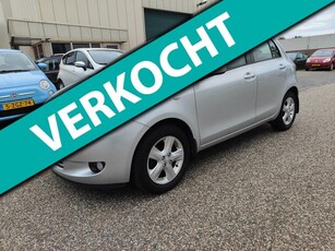 Toyota Yaris 1.3 VVTi Luna AIrco aantoonbaar logische km