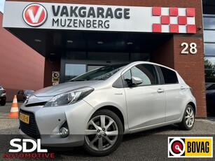 Toyota Yaris 1.5 Full Hybrid Dynamic // NAVI // CLIMA //