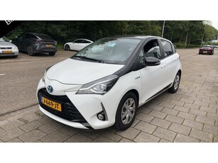 Toyota Yaris 1.5 Hybrid BI-TONE ACTIVE