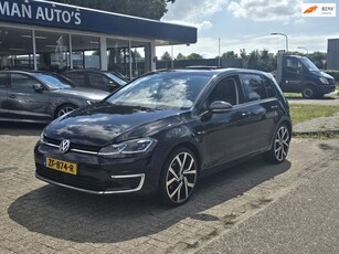 Volkswagen E-Golf R-Line Pano Huurkoop Inruil Service