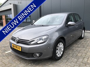 Volkswagen Golf 1.2 TSI Comfortline Exectutive BlueMotion.