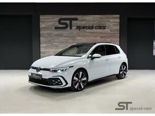 Volkswagen Golf 1.4 eHybrid GTE, pano, Matrix LED, BTW