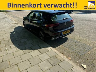 Volkswagen Golf 1.4 eHybrid Style 204 PK Massagestoel