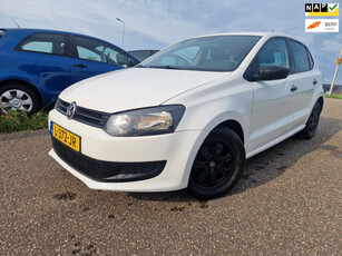 Volkswagen Polo 1.2 Easyline/airco/navi/apk/rijd schakelt goed /parkeersensoren/inruilen is mogelijk