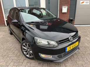 Volkswagen Polo 1.4-16V / 5DRS / Airco / LM