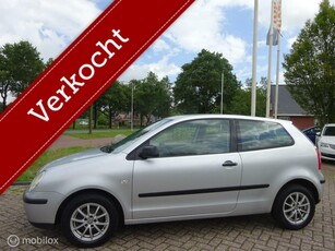 Volkswagen Polo 1.4-16V Comfortline 3DRS, '02 CruiseAPK!