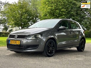 Volkswagen Polo 1.4-16V Comfortline Airco + Cruise