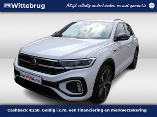 Volkswagen T-Roc 1.5 TSI 150pk DSG R-Line / PANODAK /