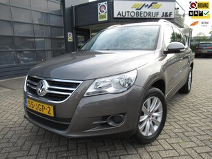 Volkswagen Tiguan 1.4 TSI Sport&Style 4Motion / 2x PDC