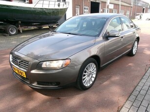 Volvo S80 2.5 T Kinetic AUTOMAAT/navi/clima/nw apk