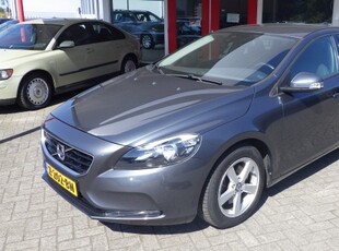 Volvo V 40 1.6T2 120PK Nieuwe Distributieriem Bluetooth/Dealer onderhouden