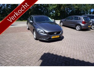 Volvo V40 1.6 T3 Momentum TREKHAAK CRUISE CLIMA NAVI