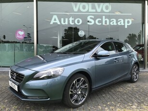 Volvo V40 1.6 T3 Summum Rijklaar incl 12 mnd Bovag