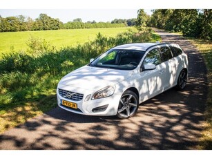 Volvo V60 1.6 T4 keurige nette auto