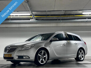 Opel Insignia Sports Tourer 2.0 T - 220pk! - leder - nap! - airco - cruise -