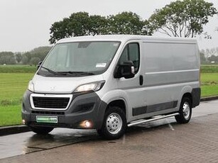 Peugeot BOXER 330 2.0 BlueHDI L2H1 Pro Airco 130PK Climatronic 1e Eigenaar!