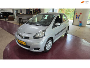 Toyota Aygo 1.0-12V Comfort nieuwe apk!! 96.000dkm. Airco