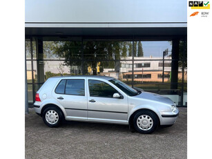 Volkswagen Golf 1.6 Comfortline 139dkm Nap/Automaat/Clima/Cruise/Boekjes