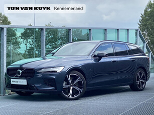 Volvo V60 2.0 T6 Plug-in hybrid AWD Plus Dark Volvo V60 2.0 T6 Recharge AWD Plus Dark Hybrid, Automaat, Trekhaak semi elektrisch, R-design, Driver assist, BLIS, Sportstoelen met nappa leder/stof, 360 graden parkeercamera, 19 inch R-design wielen