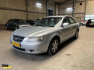 Hyundai Sonata 2.4 Dynamic (bj 2005, automaat)