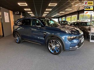 Lynk & Co 01 1.5 |Plug-in HYBRID| Full-option| Automaat |Clima| Elektrisch dak | Cruise Control | Camera | PDC Voor + Achter