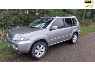 Nissan X-Trail 2.5 Elegance 4 X 4