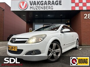 Opel Astra TwinTop 1.6 T Cosmo OPC Line // CLIMA // PDC //