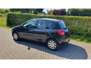 Renault Clio 1.2-16V STUURBEKRACHTIGING AIRCO 5 DEURS