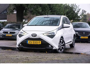 Toyota Aygo 5 Deurs camera cabrio-dak bovag-garantie rijklaar