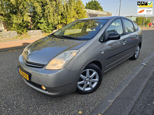 Toyota Prius 1.5 VVT-i Business Edition