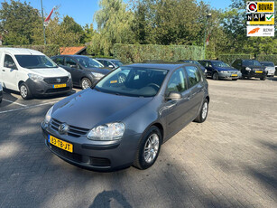 Volkswagen Golf 1.6 FSI Turijn , airco , 5deurs