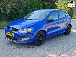 Volkswagen Polo 1.2-12V BlueMotion Comfortline 5DR*Stoelverwarming*Airco*LM velgen*Dealer onderhouden*