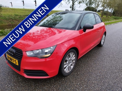 Audi A1 1.2 TFSI ** Airco ** Cruise Control ** Two Tone **